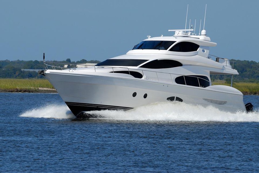 yacht rental sharjah